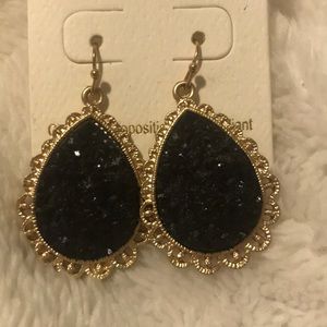 Pretty black and gold earrings